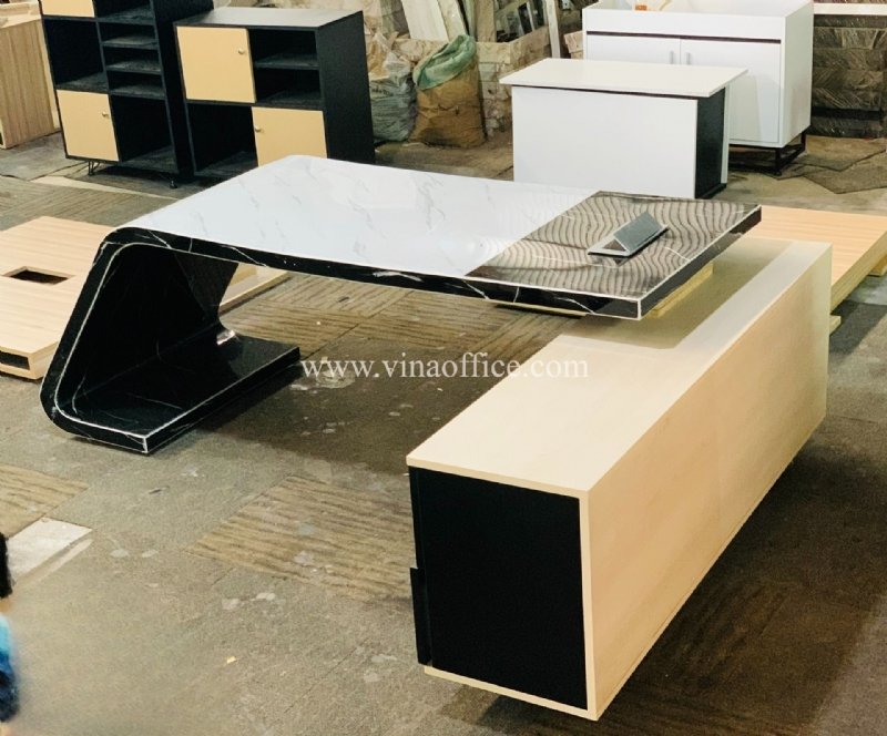 B&agrave;n trưởng ph&ograve;ng chất lượng với gi&aacute; cực ưu đ&atilde;i