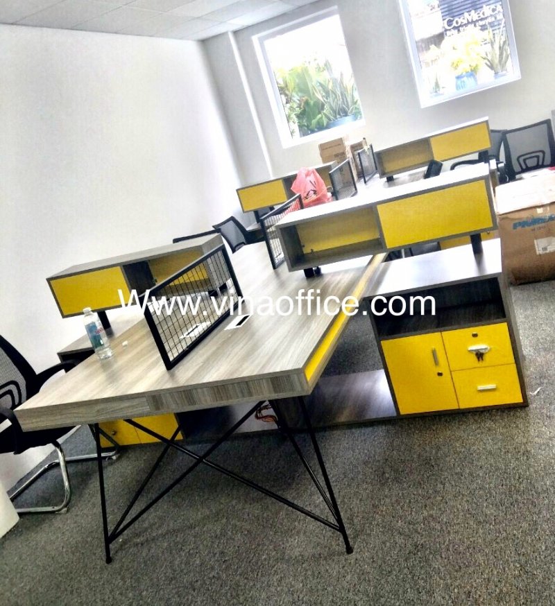 Bàn ghế văn phòng xuất khẩu chất lượng cao, giá cả hợp lý tại Việt Nam 2