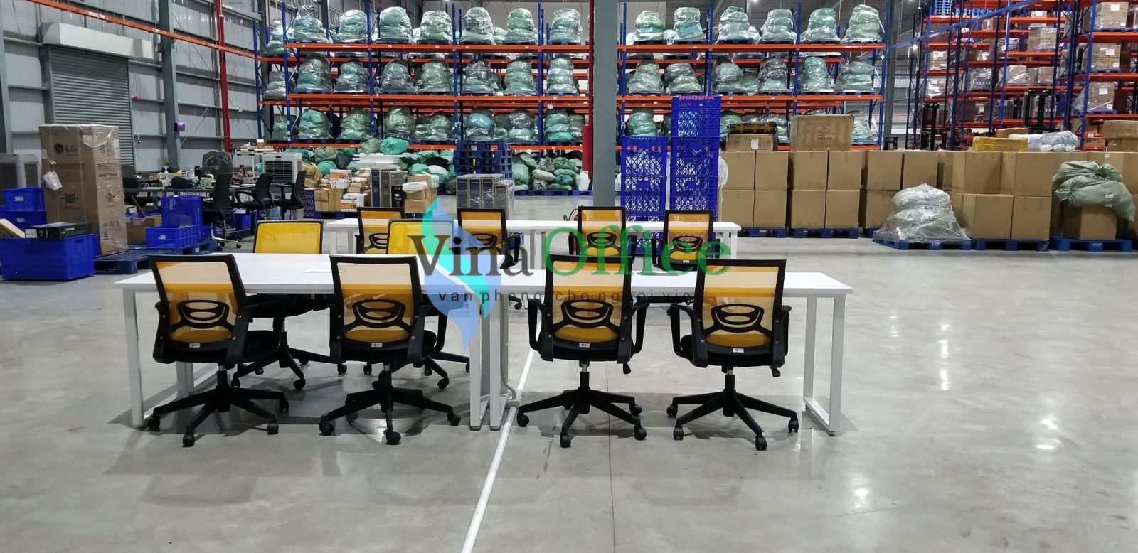 Cung cấp b&agrave;n ghế văn ph&ograve;ng chất lượng cao cho t&ograve;a nh&agrave; 2
